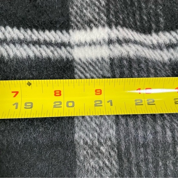 Wool blend plaid tartan checkered cropped poncho shawl jacket topper S - Picture 15 of 17